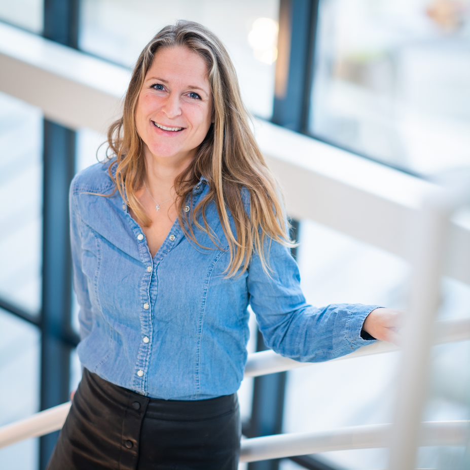 sabrina t hooft